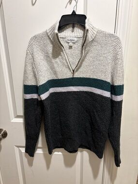 Soft and Cozy Goodfellow & Co Cream, Green & Charcoal Quarter-Zip Sweater